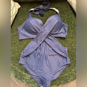 Cupshe cutout swimsuit sz large
